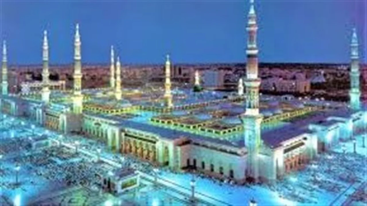 تكنولوجيا جديدة.. خدمة متابعة مسار السلام بالمسجد النبوي